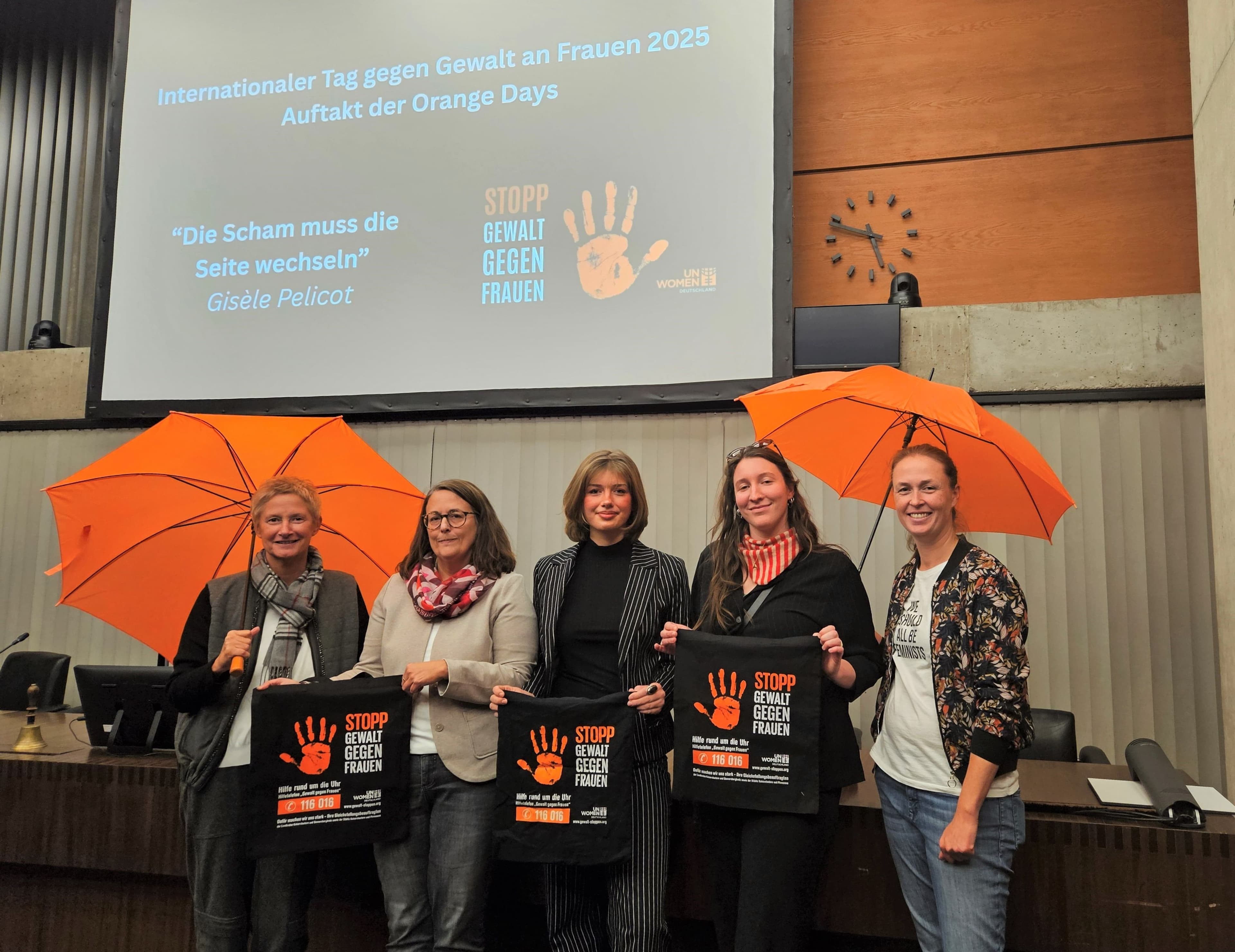 Orange Days 2025: Kaiserslautern setzt Zeichen gegen Gewalt