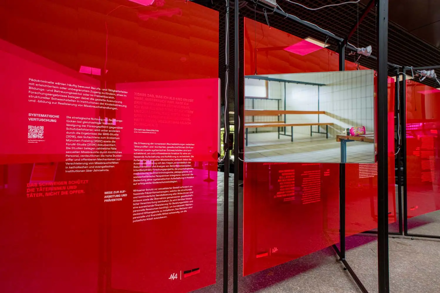 Wanderausstellung „Kunst gegen Missbrauch“ in Speyer