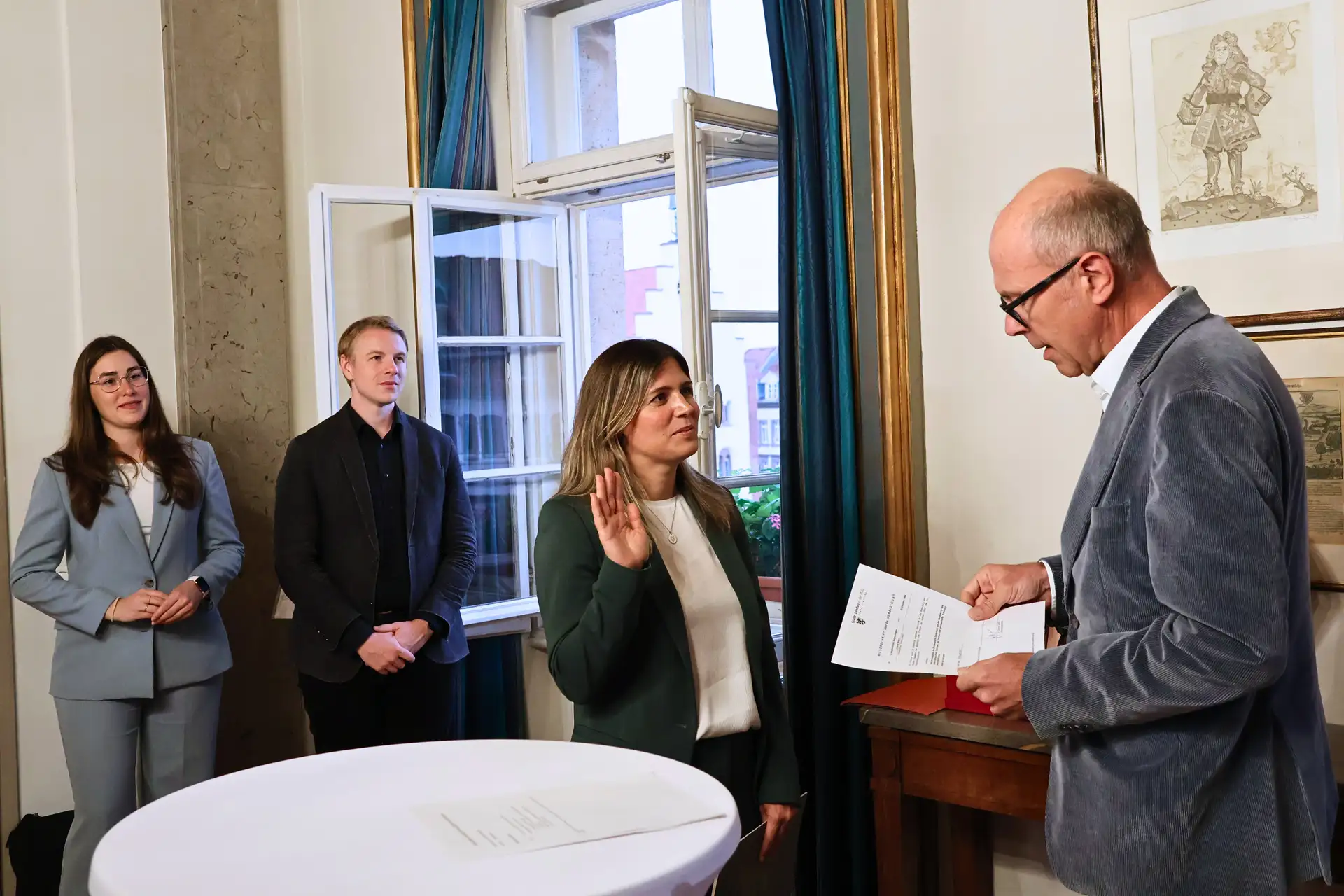 Jennifer Braun als neue Beigeordnete in den Landauer Stadtvorstand eingeführt