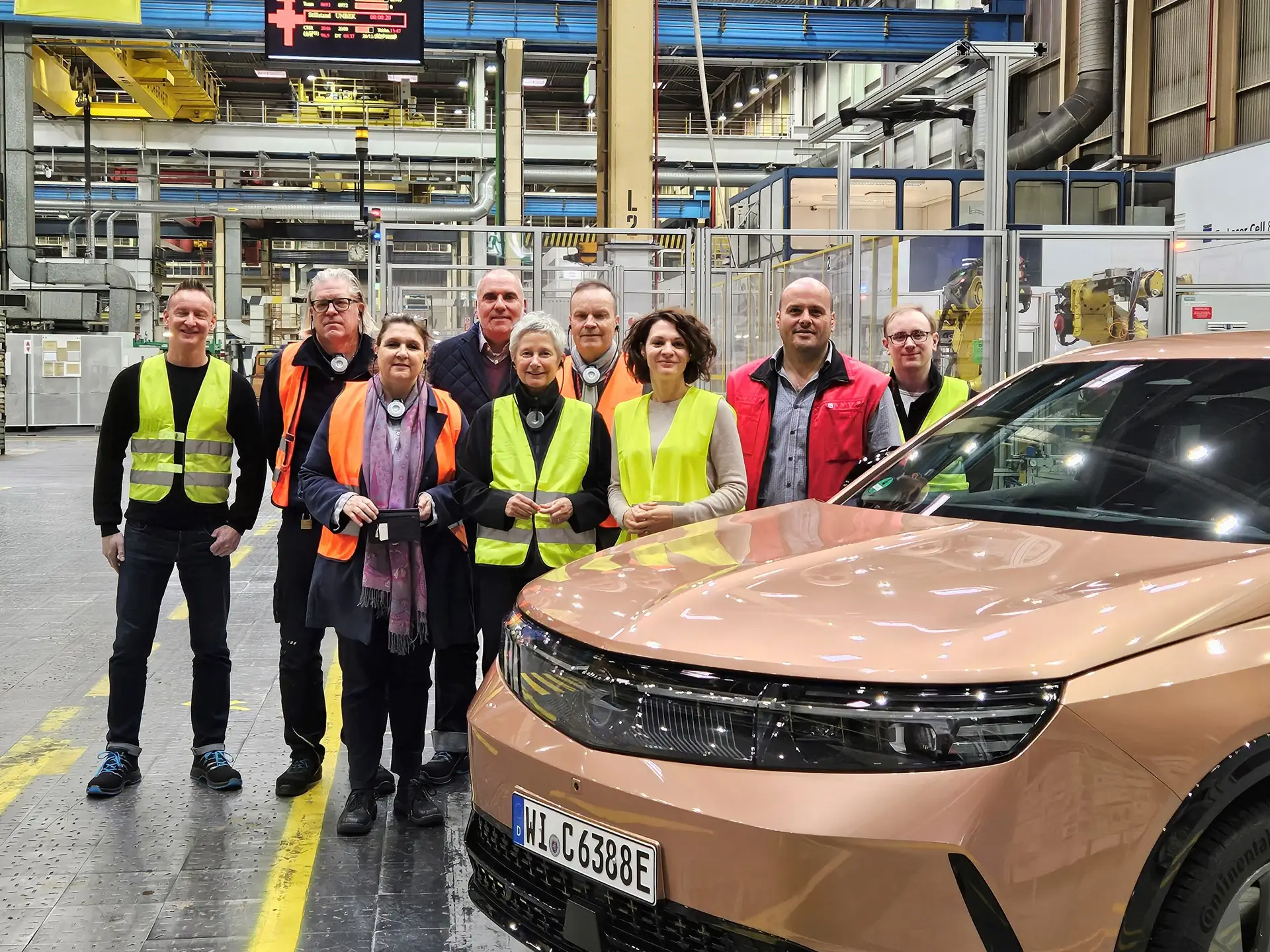 Oberbürgermeisterin besucht Opelwerk Kaiserslautern