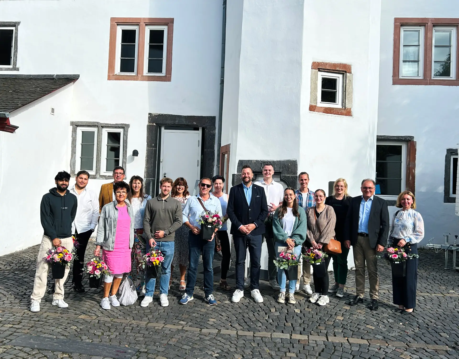 Keine alt-Text-Beschreibung möglich, da das Bild hier nicht sichtbar ist.